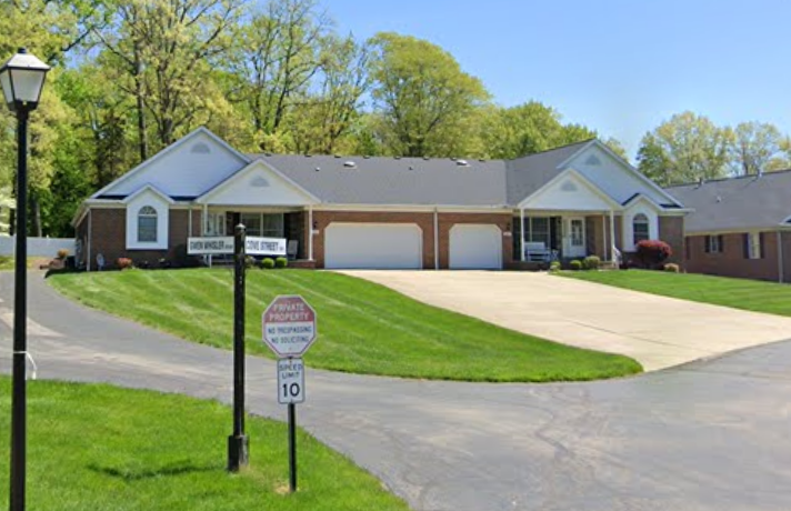 Property Image of 1469 Cove Street Northwest